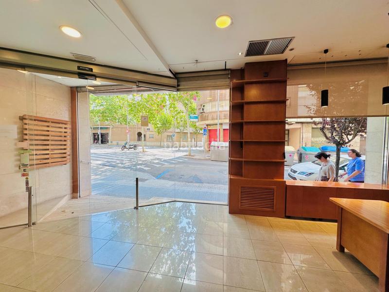 Foto 08f4e84f-7edf-485f-bd97-83d4f2f3b5ee. Location local commercial dans Vallparadís - Antic Poble de Sant Pere Terrassa