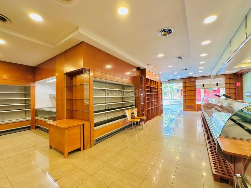 Foto 58024bfb-38b0-41b2-b872-a25668243065. Location local commercial dans Vallparadís - Antic Poble de Sant Pere Terrassa