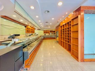 Local Comercial a Carrer PRAT DE LA RIBA,DE