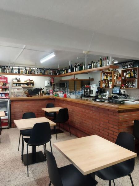 Foto b9980e1d-8f60-45c8-b603-8c54f61f0f3f. Pas-de-porte local commercial dans calle de francesc oller 68 dans Terrassa