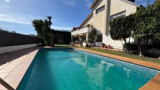 Chalet  Passeig valldoreix. La oportunidad que buscabas en arxius