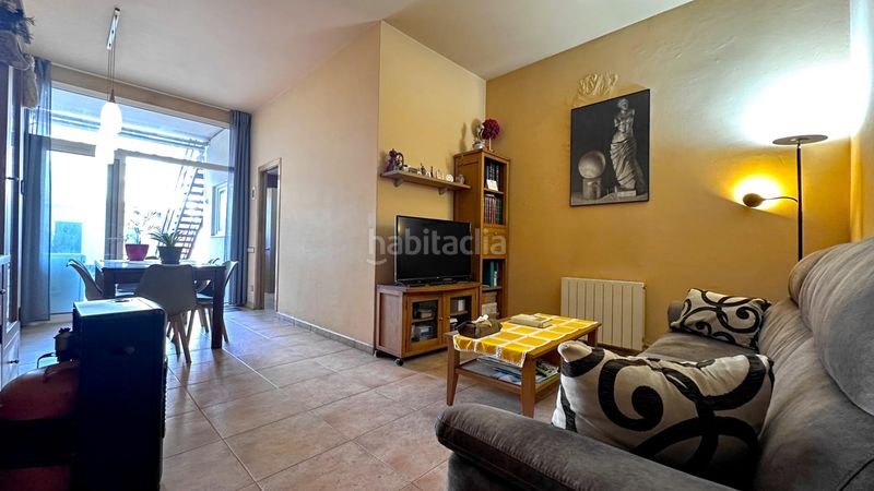 Foto d38fa00c-f1cf-4155-8384-28efb9543338. Casa amb calefacció a Barri del Centre Terrassa