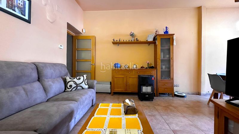 Foto e42fd3c2-a4d0-4840-af0b-1ba0561fe367. Casa amb calefacció a Barri del Centre Terrassa