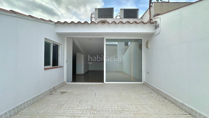 Foto b45678a2-2a96-4499-b21b-33db7242dfba. Dúplex amb calefacció aparcament a Barri del Centre Terrassa