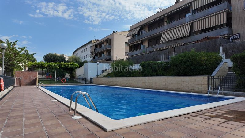 Foto 2cf92369-8d89-41c5-b51b-40ce98682904. Àtic amb calefacció aparcament piscina a Torre - Sana Terrassa