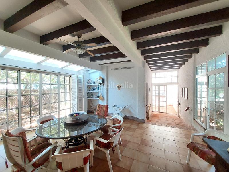 Foto d39718cc-414c-4410-af85-a8b1acd4ea6d. Xalet amb xemeneia a Coma-ruga platja Coma-ruga