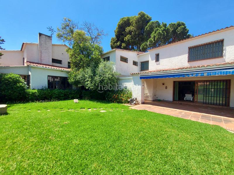 Foto fd3e7ead-e832-428f-af15-d293b8bcdcea. Xalet amb xemeneia a Coma-ruga platja Coma-ruga