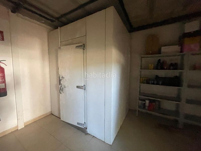 Foto bad8eb1c-4b7f-44b9-b198-2733a42b93d2. Local comercial amb calefacció a Roda de Barà