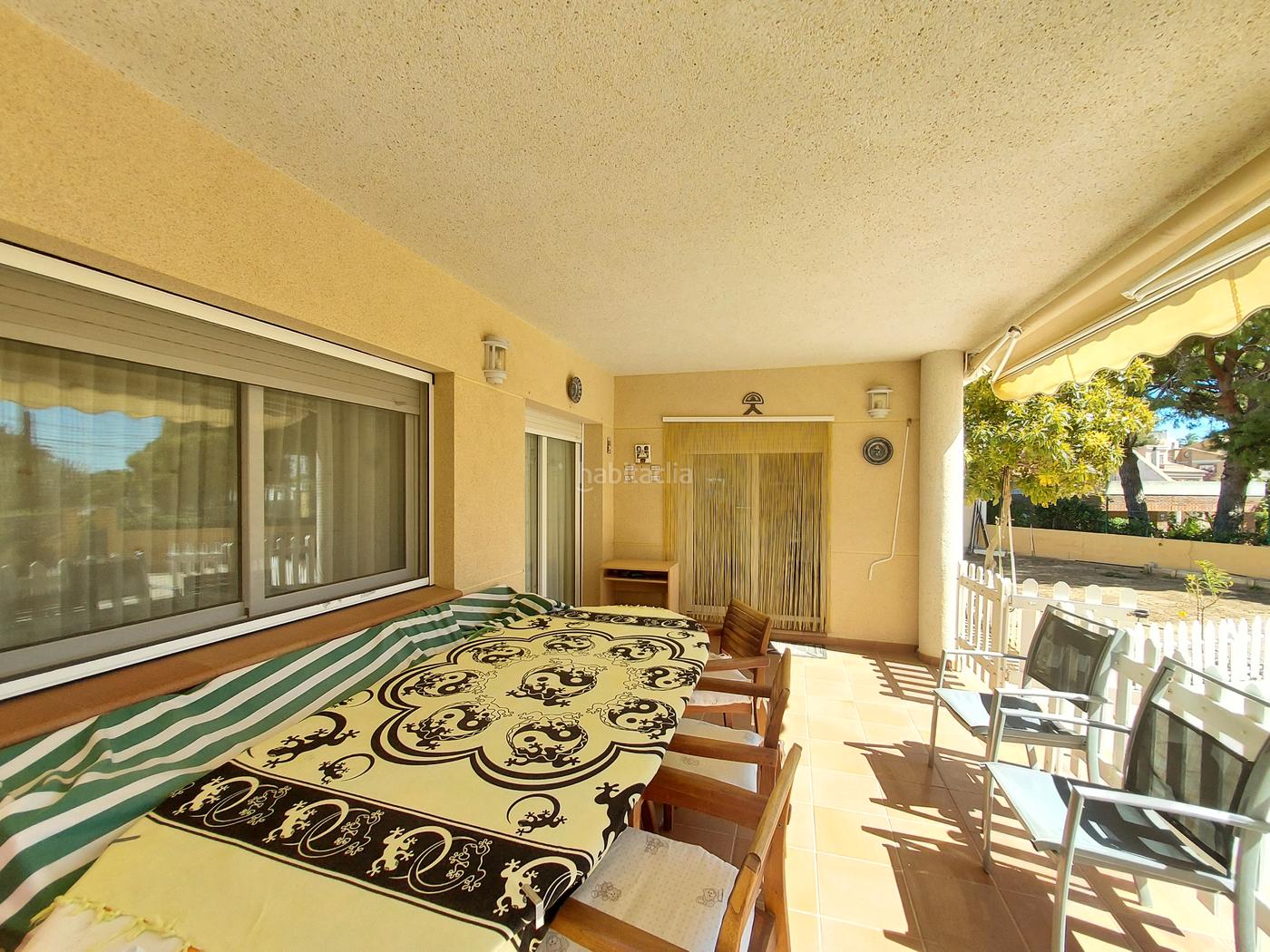 ESPLNDIDO CHALET EN LA ZONA RESIDENCIAL DE MASIA BLANCA, A 2 mi Coma-ruga