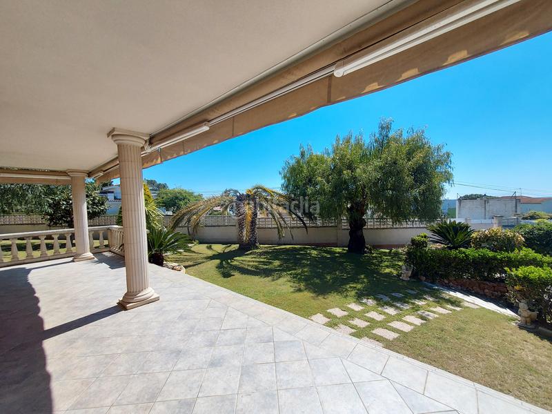 Foto 14eacc26-c7ff-456e-bfc4-b9ca63164cfc. Xalet amb xemeneia calefacció aparcament piscina a Coma-ruga