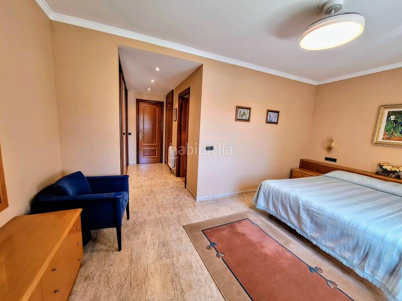 Foto 5bd6f2db-c180-463f-98c3-349bac795d07. Xalet amb xemeneia calefacció aparcament piscina a Coma-ruga