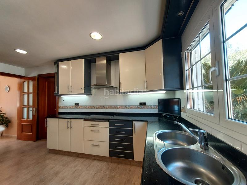 Foto b21d9ccb-27e7-43ae-bd1e-f64dc59ff264. Xalet amb xemeneia calefacció aparcament piscina a Coma-ruga