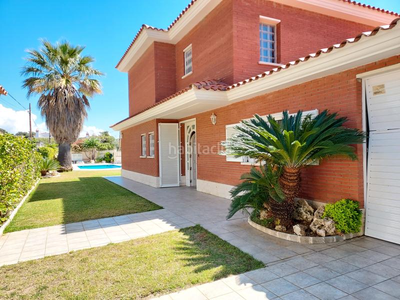 Foto d62f2987-b1ad-4fe6-a30c-2f4baf76a72a. Xalet amb xemeneia calefacció aparcament piscina a Coma-ruga