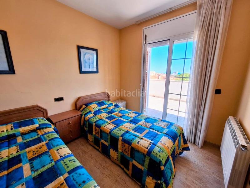 Foto df6d547c-aed5-4012-a178-3a62bdf70f35. Xalet amb xemeneia calefacció aparcament piscina a Coma-ruga