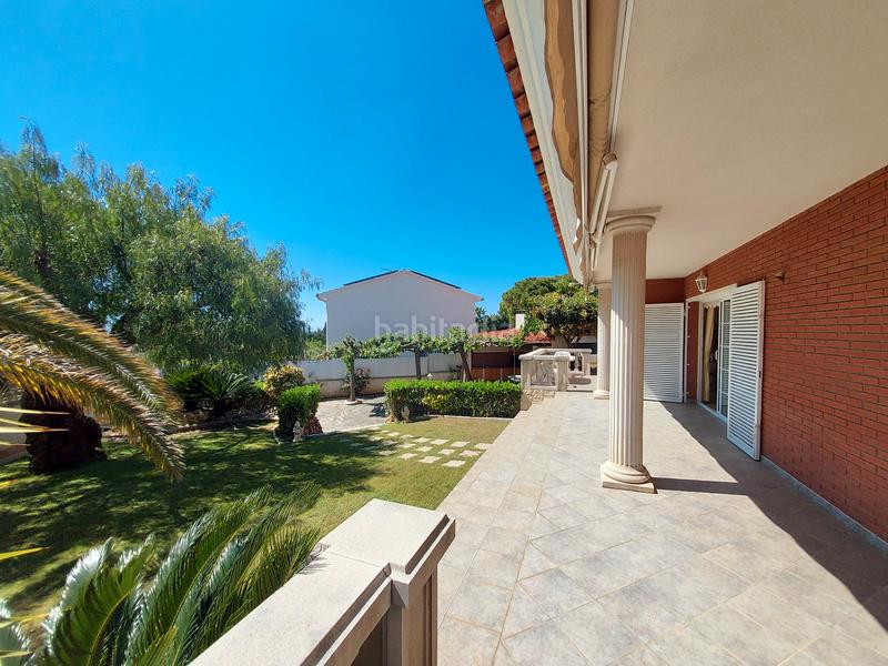 Foto f28a5b0b-a831-4a37-8c33-f0192604d2f6. Xalet amb xemeneia calefacció aparcament piscina a Coma-ruga