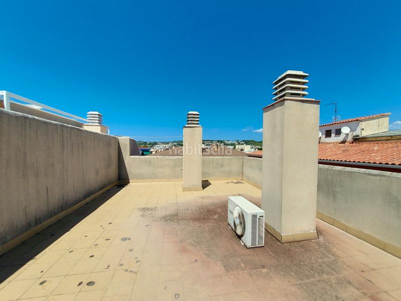 Foto cc699792-0135-4151-a83e-b950cfdc201e. Ático atico con solarium en el centro en Coma-ruga platja Coma-ruga