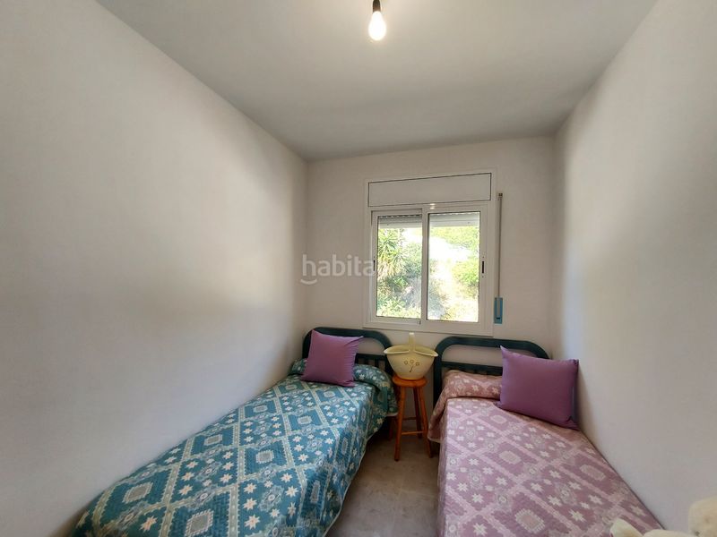 Foto 5fddb92d-3ddb-4aa6-bb27-35e83b8d19b5. Casa aparellada amb xemeneia aparcament piscina a Coma-ruga