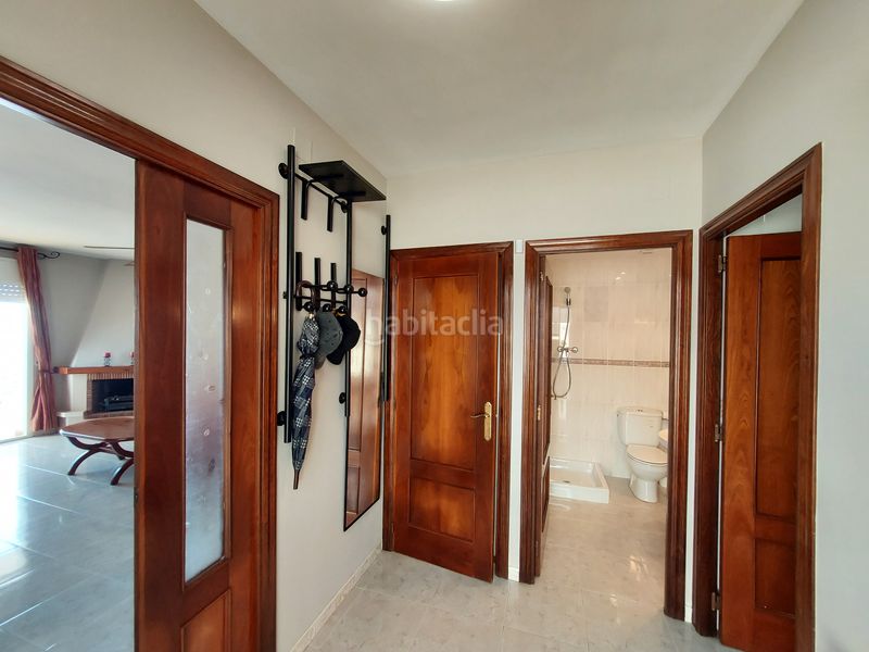 Foto dd1efdb9-dad4-4404-9635-33ff3a24a16a. Casa aparellada amb xemeneia aparcament piscina a Coma-ruga