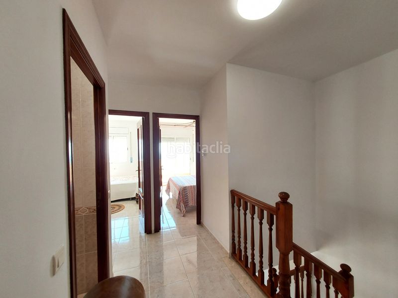 Foto f70dd1d6-0827-43f5-9999-2896b0b87d05. Casa aparellada amb xemeneia aparcament piscina a Coma-ruga
