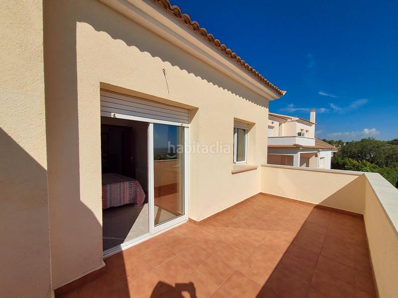 Foto ecdf4518-848b-4de6-89c3-ccab7d0aad60. Maison jumelée avec cheminée parking piscine dans Els Masos - Els Garrofers Coma-ruga