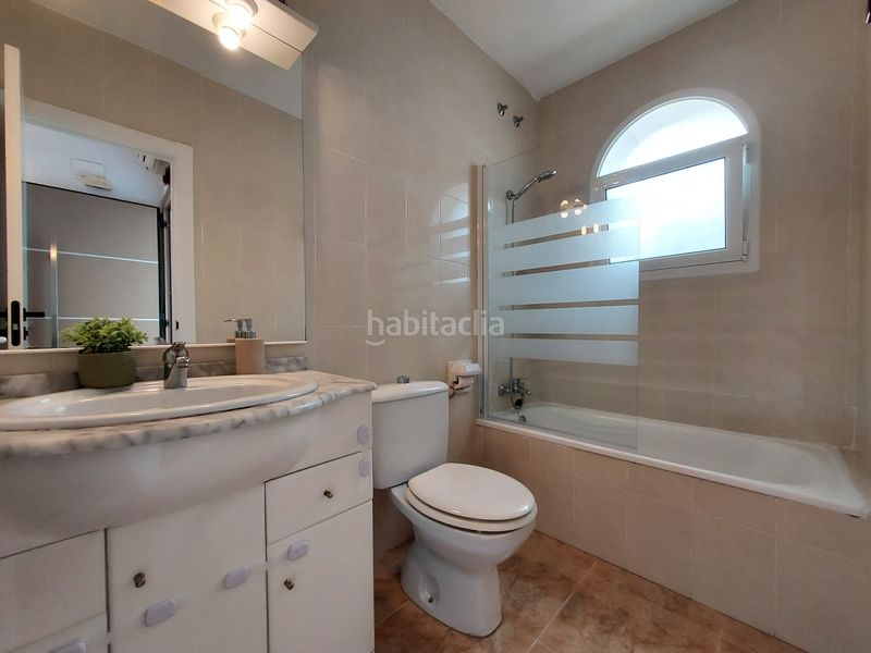 Foto 24a424ab-7992-4ae2-978e-05c7b25aa24b. Xalet amb xemeneia calefacció aparcament a Els Masos - Els Garrofers Coma-ruga