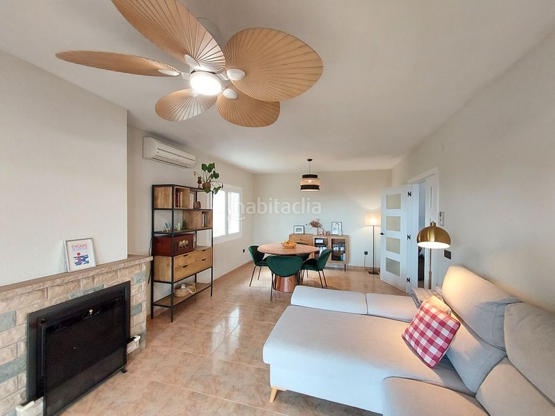 Foto 39fda133-2225-4367-9a8d-caf97469af00. Xalet amb xemeneia calefacció aparcament a Els Masos - Els Garrofers Coma-ruga