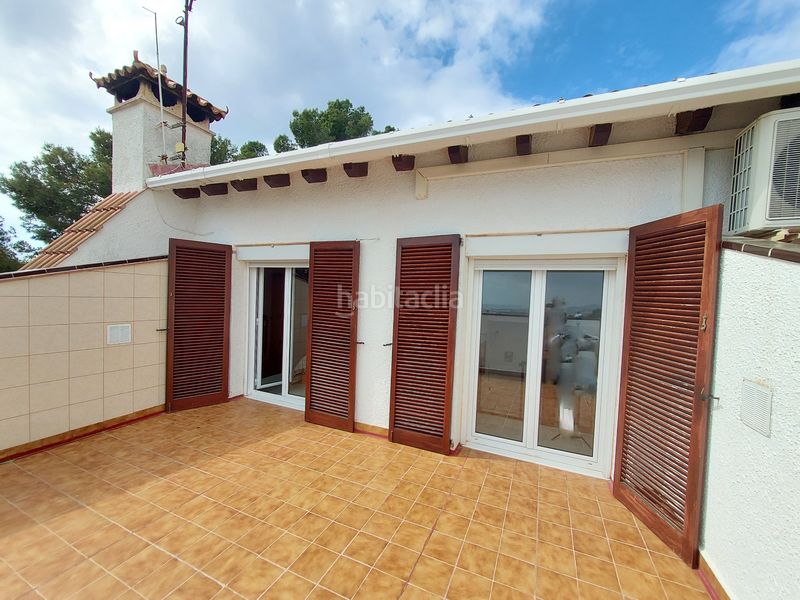 Foto 8f161bf3-f252-4d1f-9b36-6ea310976301. Xalet amb xemeneia calefacció aparcament a Els Masos - Els Garrofers Coma-ruga