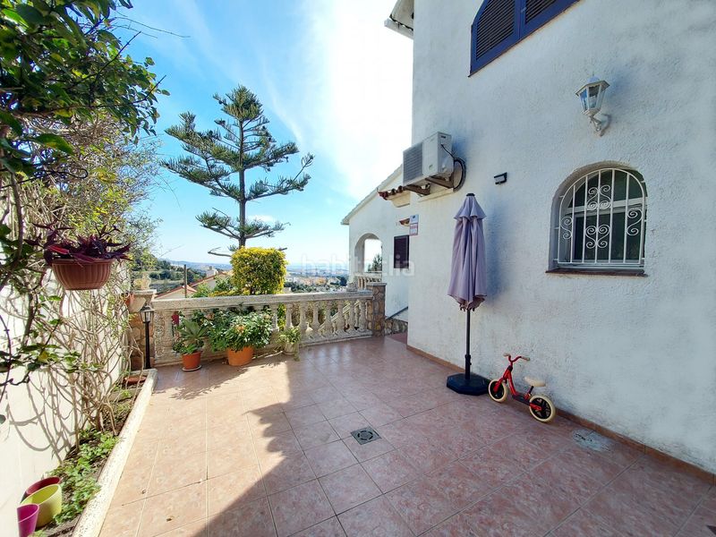 Foto 91572de9-76b0-4243-8d46-a7307d23123f. Xalet amb xemeneia calefacció aparcament a Els Masos - Els Garrofers Coma-ruga