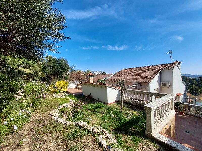 Foto da24d582-0da7-4e49-a1b2-948f95026a6b. Xalet amb xemeneia calefacció aparcament a Els Masos - Els Garrofers Coma-ruga