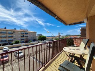 Apartamento  Avinguda parlament de catalunya. ¡amplio apartamentoen el centro de coma-ruga!
