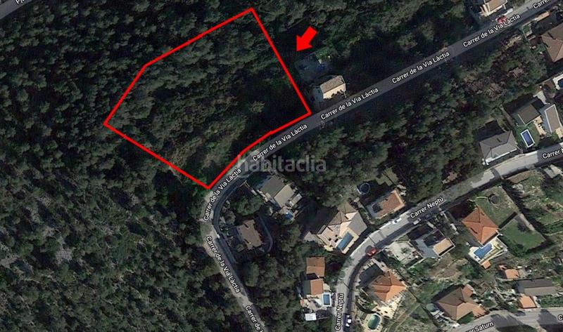 Foto 422af4a8-eaf3-45f4-a109-86932100bcf7. Terreny residencial a costa Cunit - els jardins - els rosers Cunit