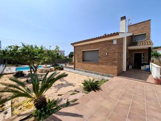 Casa a Segur de Calafell Nucli Urbà. Preciosa casa seminueva en segur de calafell centro