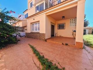 Piano terra in Cunit Residencial. Planta baja con terraza a 10 minutos a pie de la playa  cunit  c
