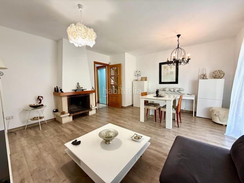 Foto 2f21955c-c800-4db7-9731-65611cde3796. Casa a schiera in carrer holanda 27 in Segur de Calafell nucli urbà Segur de Calafell