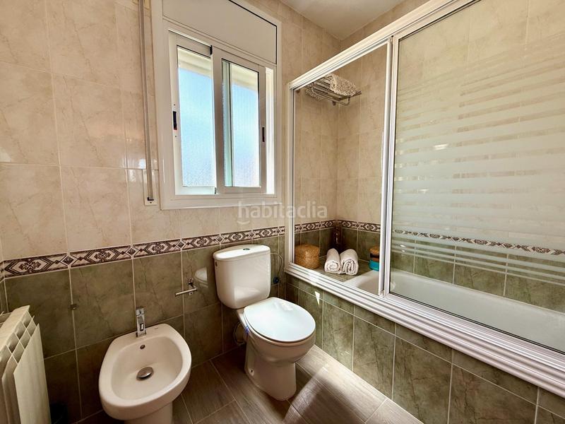 Foto e48be820-e7fb-4cea-9d74-2da1ba171772. Casa a schiera in carrer holanda 27 in Segur de Calafell nucli urbà Segur de Calafell