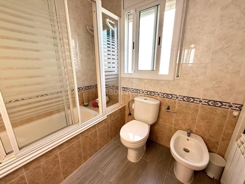 Foto f616e538-ebac-4d06-8281-1012243b362f. Casa a schiera in carrer holanda 27 in Segur de Calafell nucli urbà Segur de Calafell