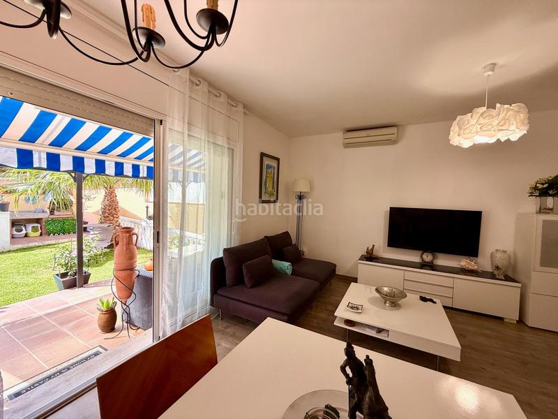 Foto fc5d3951-668f-41a4-b76f-7eebfb593299. Casa a schiera in carrer holanda 27 in Segur de Calafell nucli urbà Segur de Calafell