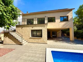 Xalet  Carrer cep 56. Chalet unifamiliar  la muntanyeta