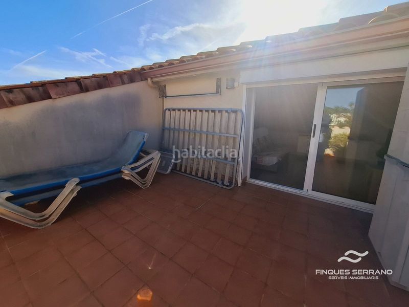Foto 0748e959-d54e-4569-96ff-737f72b21ff8. Casa adossada amb calefacció aparcament piscina a Cunit