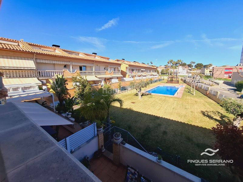 Foto e7dee2ff-cb26-4727-b9b2-1e5ca10f3427. Casa adossada amb calefacció aparcament piscina a Cunit