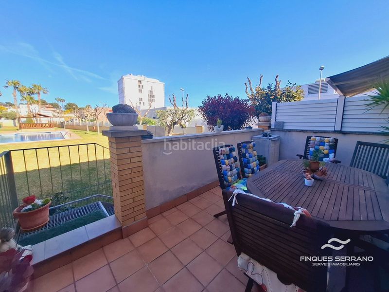 Foto ed8f5e95-2882-4510-a84d-eabbf1b48cb1. Casa adossada amb calefacció aparcament piscina a Cunit