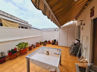 Etagenwohnung  Esglesia. Piso de 3 habitaciones con gran terraza en calafell poble