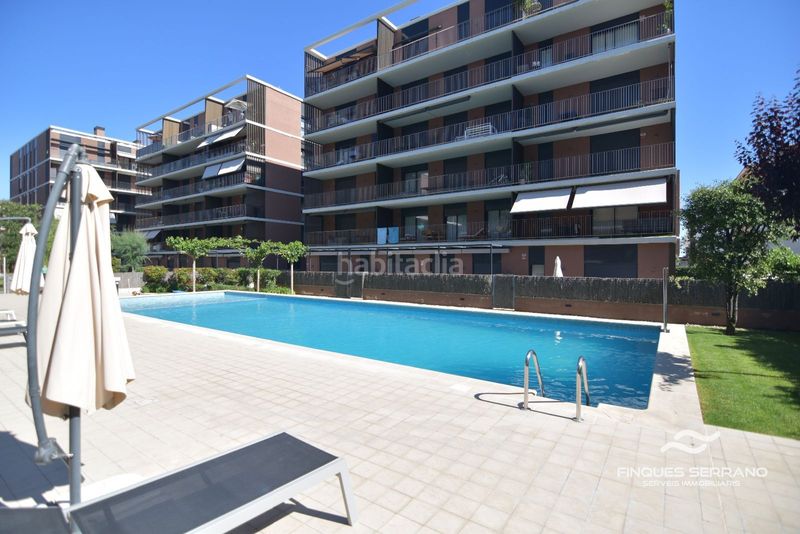 Foto 02c3d3ea-c4b3-4d09-931a-16ffcb626c93. Dúplex amb aparcament piscina a L´Estany Calafell