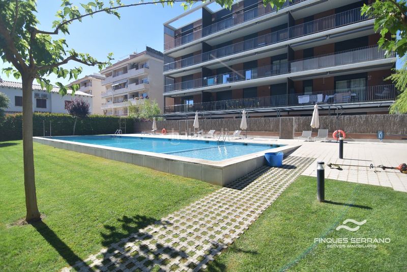Foto a241e0ab-6261-4e3d-acfa-6fdb77a06a99. Dúplex amb aparcament piscina a L´Estany Calafell
