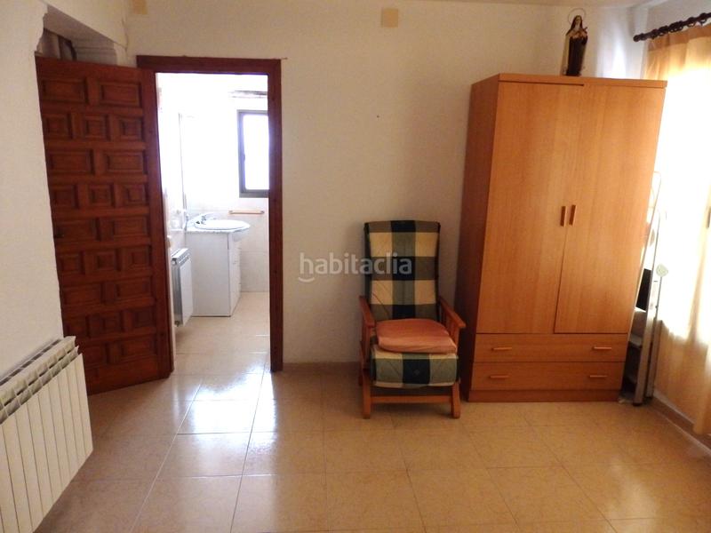 Foto 6733566a-8beb-490b-802b-9dde5762a03a. Chalet en avinguda veracruz 47 en Centre Miami Platja