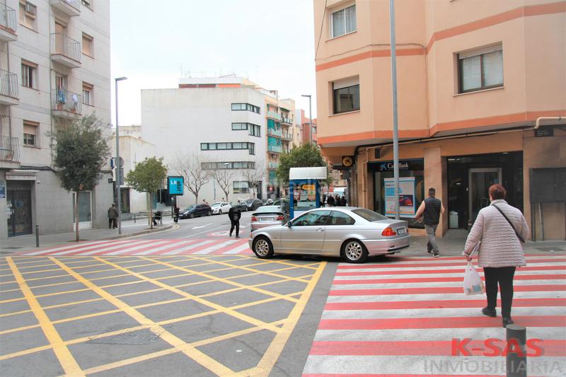 Foto 19d62bf1-f830-4173-a360-7662448fe3f5. Autoparkplatz in carrer de josep gras 5 in Can Vidalet Esplugues de Llobregat