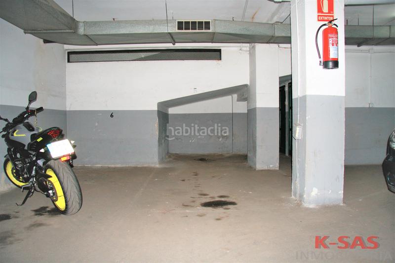 Foto ef3a1b63-3786-4993-9096-aec638f9cba6. Autoparkplatz in carrer de josep gras 5 in Can Vidalet Esplugues de Llobregat