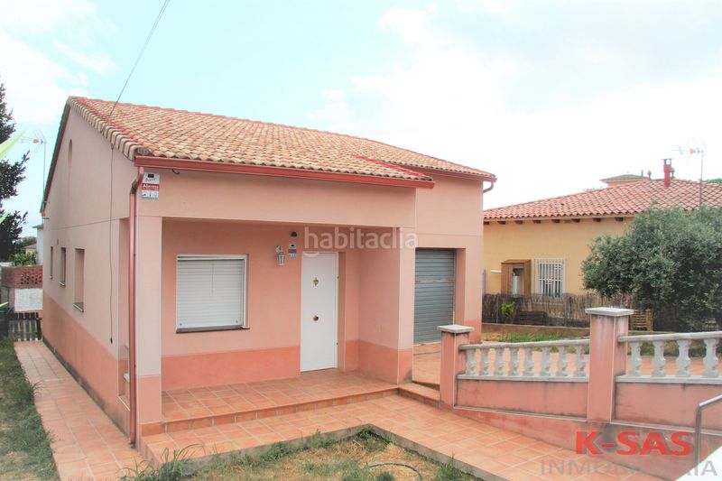 Foto f02b0b15-c4ab-4480-92e0-3a2a5f773e69. Casa amb calefacció aparcament a Piera
