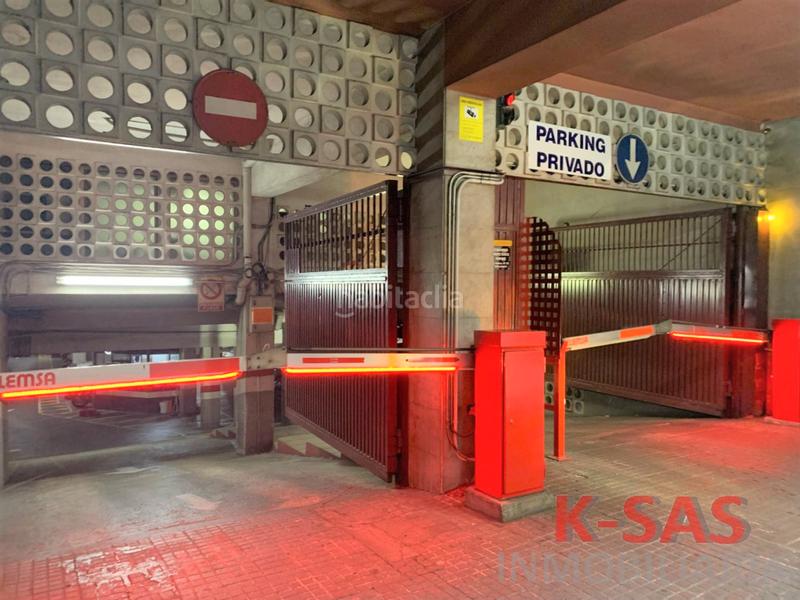 Foto 04261a11-e7a8-4f55-978a-05167c4d9478. Aparcament cotxe a carrer del molí 47 a Can Vidalet Esplugues de Llobregat