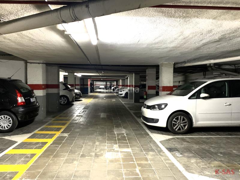 Foto b18e29e2-9b93-41c0-8d91-ea77fa4c9e13. Aparcament cotxe a carrer del molí 47 a Can Vidalet Esplugues de Llobregat